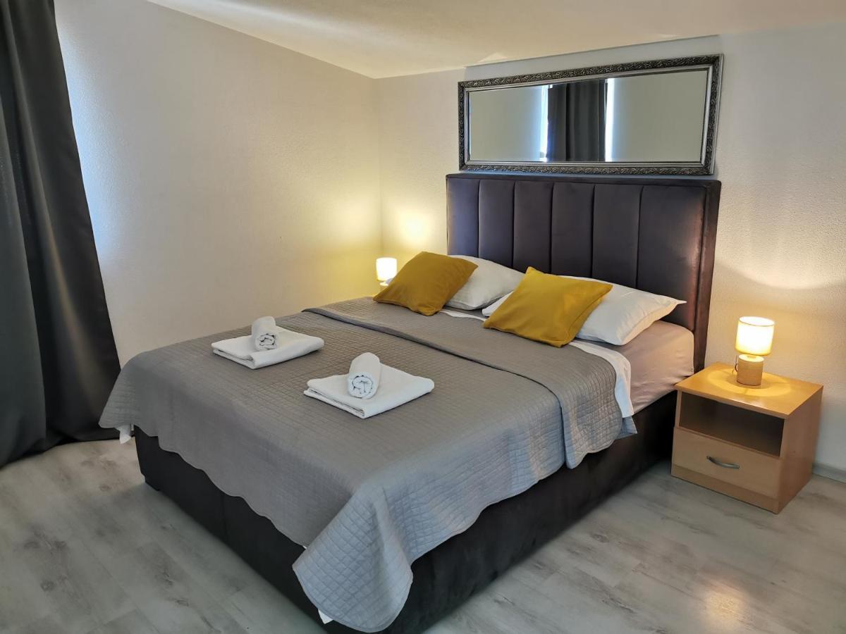 Apartment Jurcevic Trogir Bagian luar foto