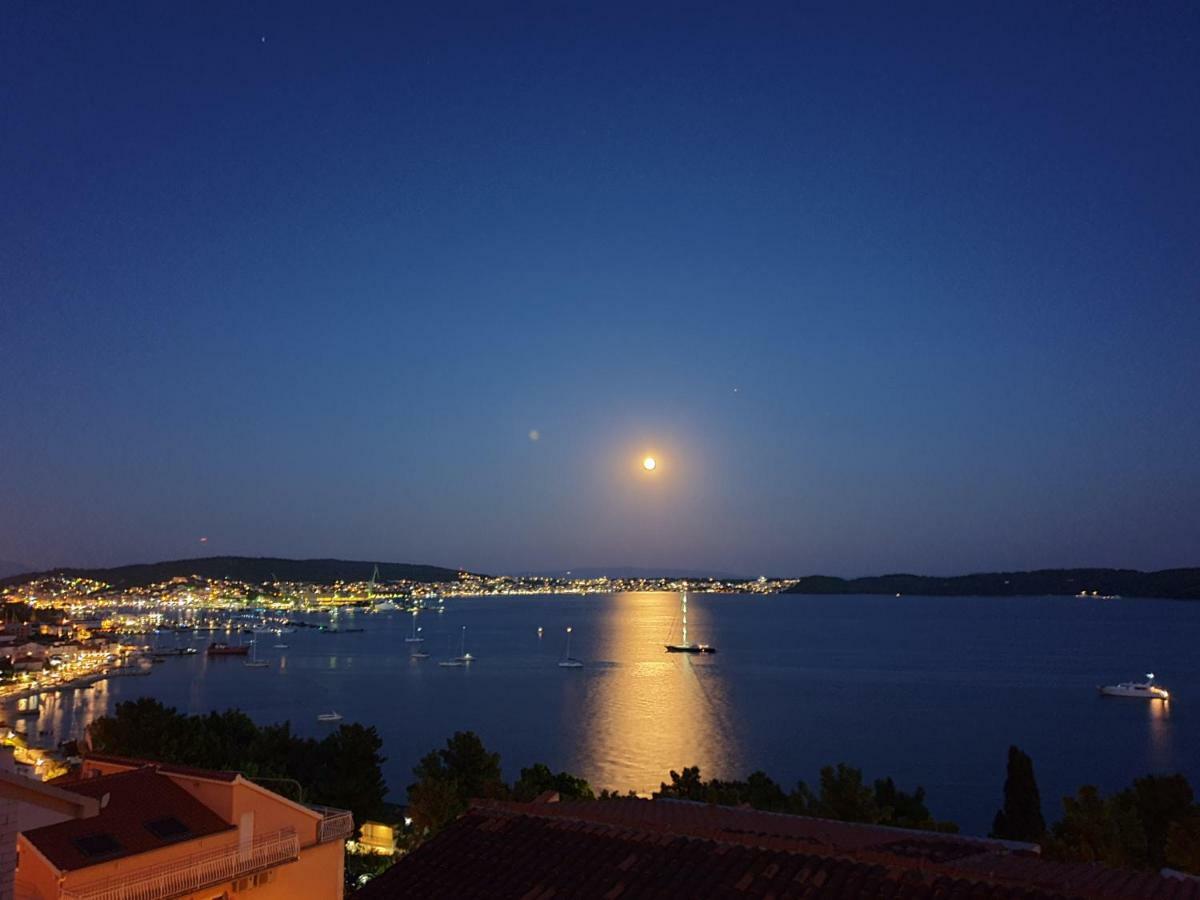 Apartment Jurcevic Trogir Bagian luar foto